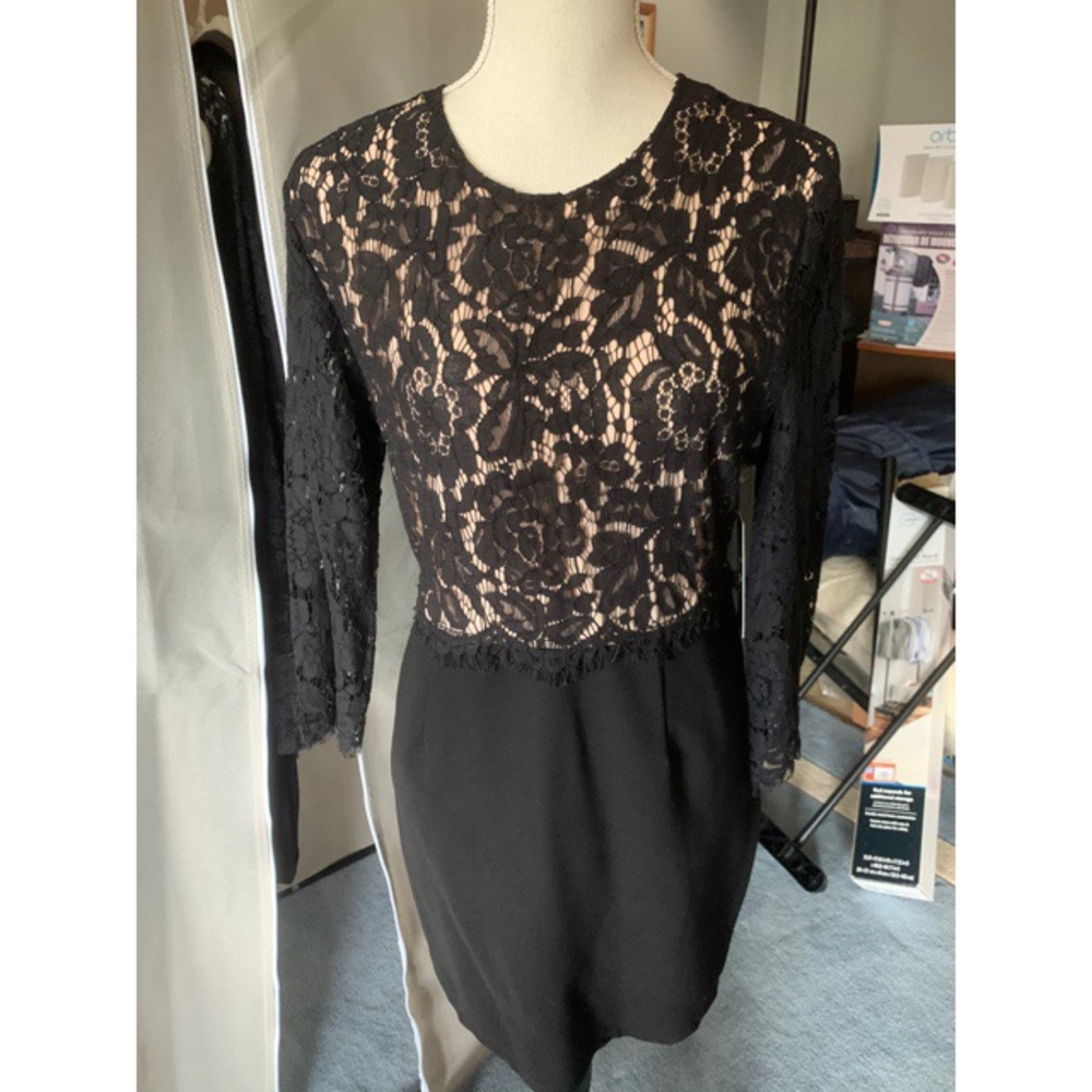 Lulus lace dress